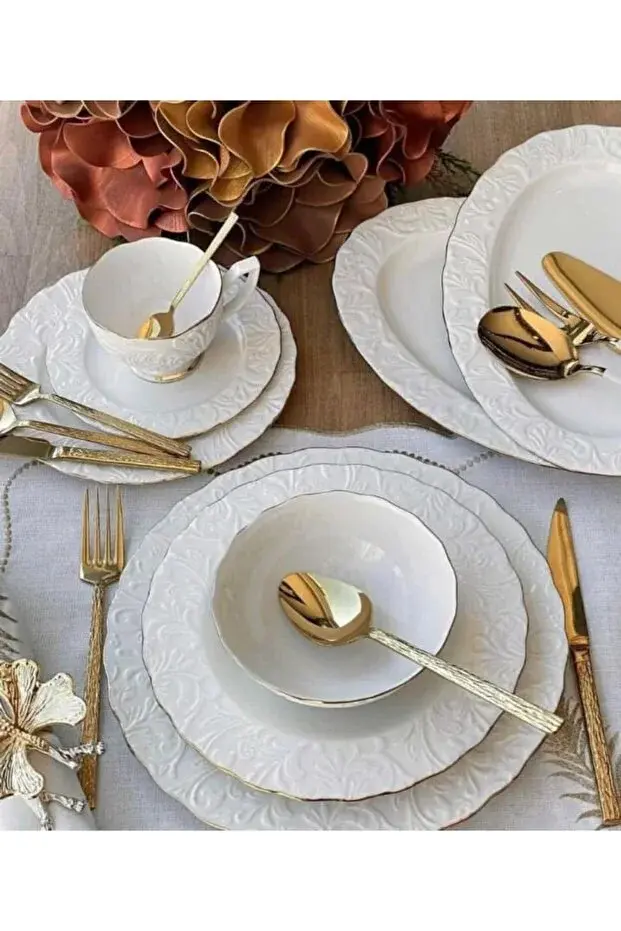 İPEK YALDIZLI PORSELEN 26 PRÇ YEMEK TAKIMI