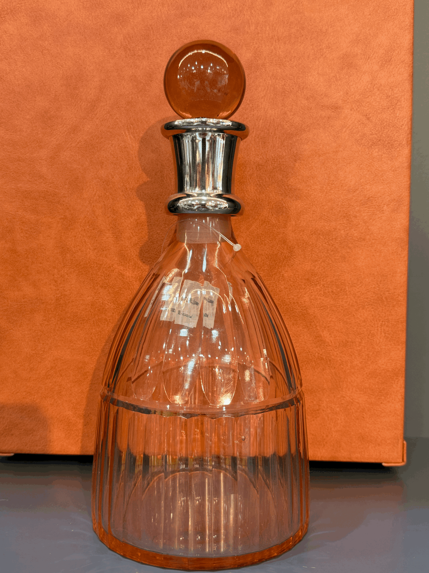 LAMADORE FANUS SHAPE PEACH COLOR BOTTLE